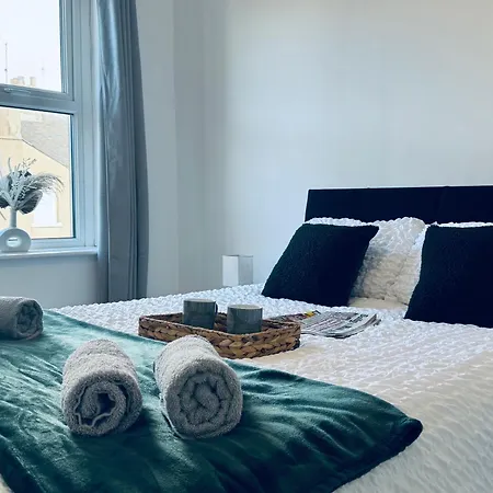 Cumberland House-2 Bedrooms - Sleeps 4