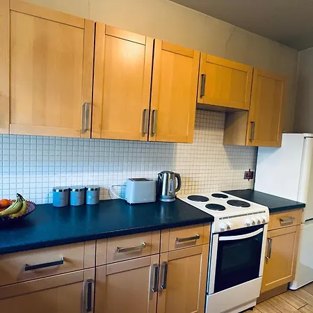 Cumberland House-2 Bed House *